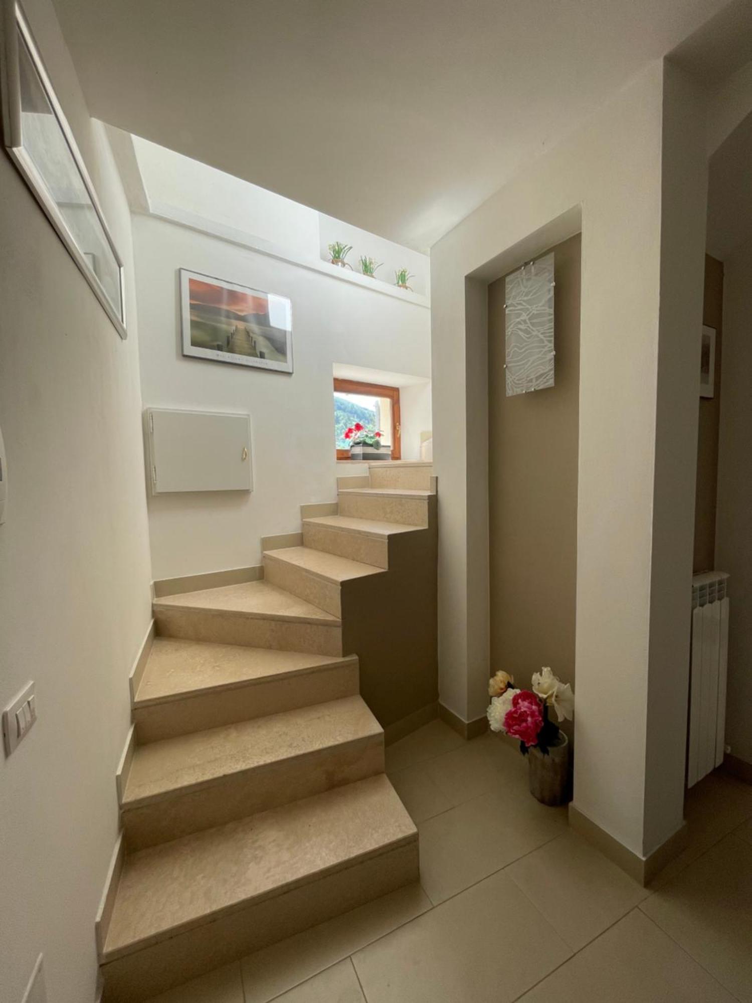 Отель Casa Savini Verchiano Экстерьер фото